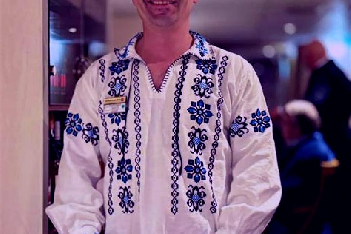 Escorts Henig, Romania — Local Companions
