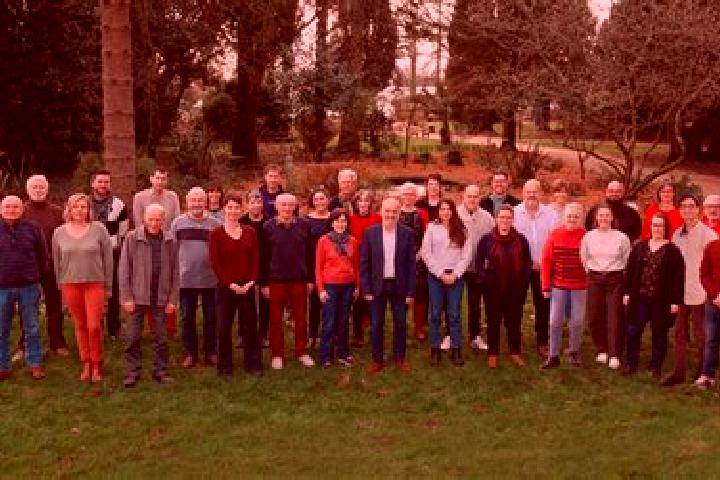 Escorts Hennebont, France — Local Companions