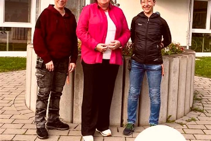 Escorts Heusweiler, Germany — Local Companions
