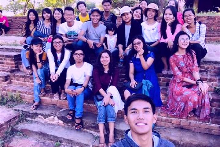 Escorts Hmaw Bi, Myanmar — Local Companions