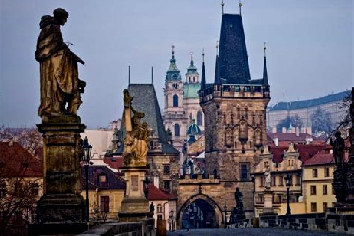 Escorts Hnevotin, Czech Republic — Local Companions
