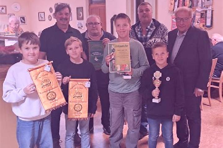 Escorts Hofheim in Unterfranken, Germany — Local Companions