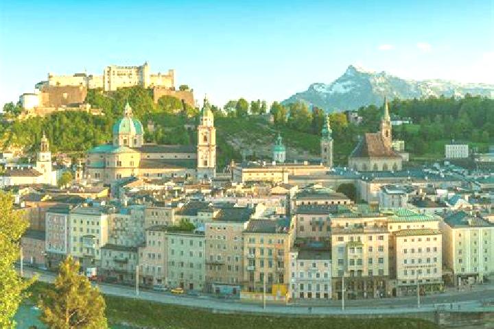 Escorts Hollenegg, Austria — Local Companions