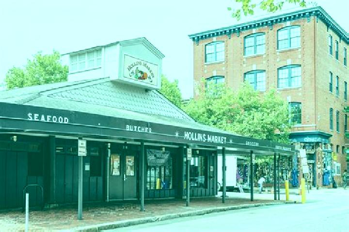 Escorts Hollins Market, United States — Local Companions