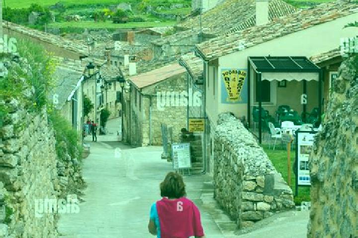 Escorts Hontanas, Spain — Local Companions