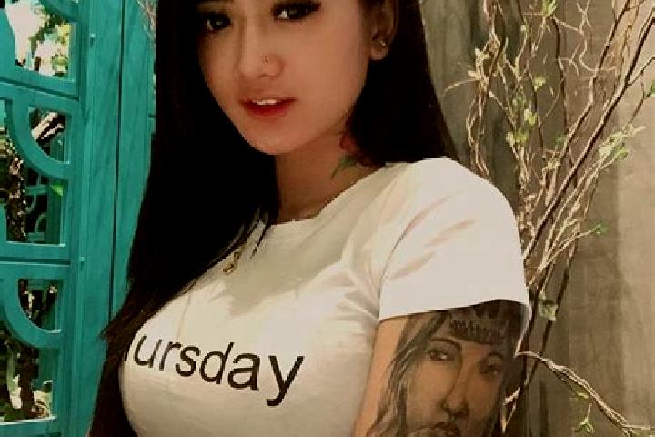 Escorts Htein Hnit Pin, Myanmar — Local Companions