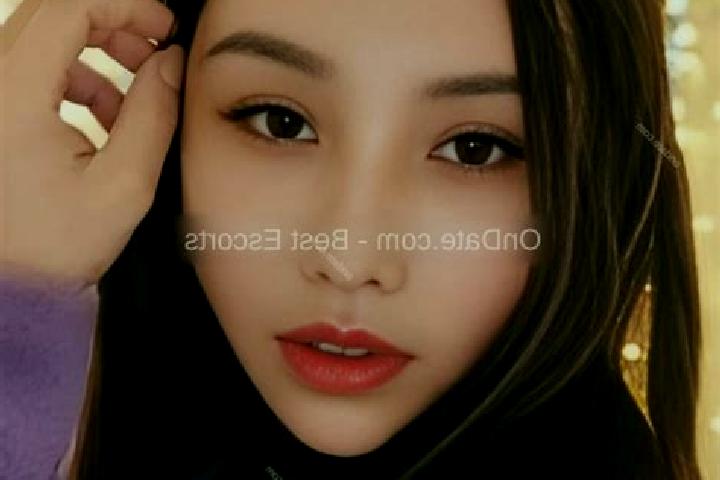 Escorts Huacun, China — Local Companions