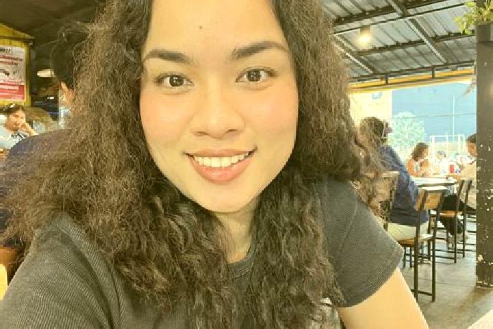 Escorts Huai Thalaeng, Thailand — Local Companions