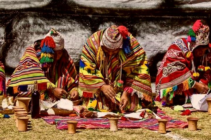 Escorts Huancaspata, Peru — Local Companions