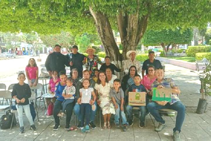 Escorts Huaniqueo de Morales, Mexico — Local Companions