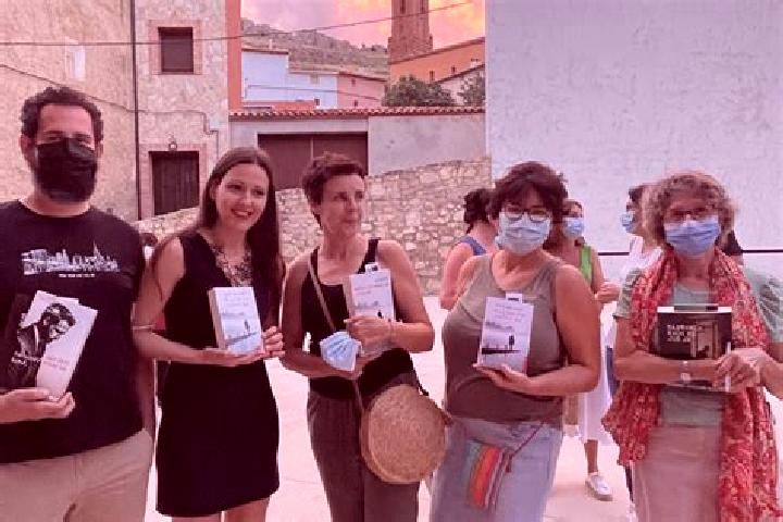 Escorts Huesa del Comun, Spain — Local Companions