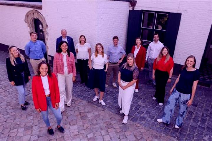Escorts Hulshout, Belgium — Local Companions