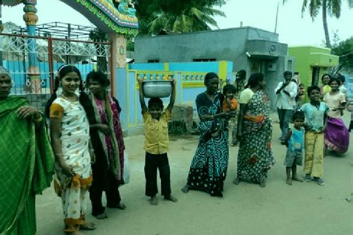 Escorts Hunsur, India — Local Companions