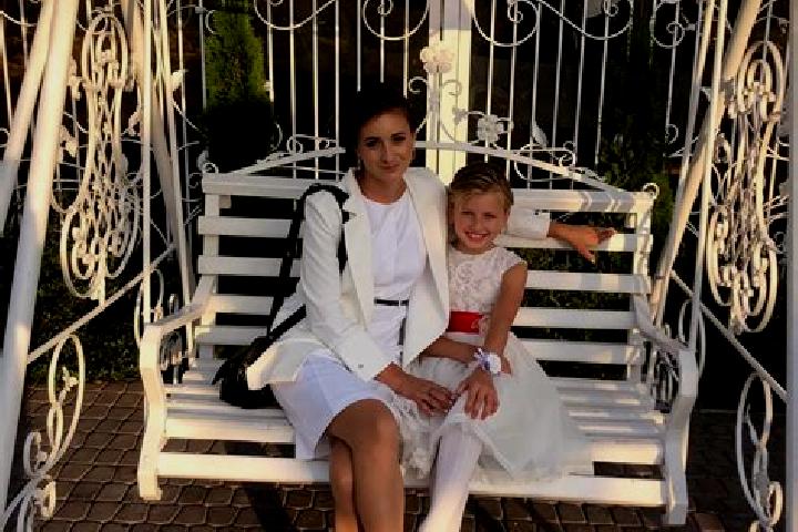 Escorts Hvizdivtsi, Ukraine — Local Companions