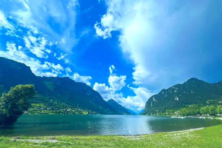 Escorts Idro, Italy — Local Companions