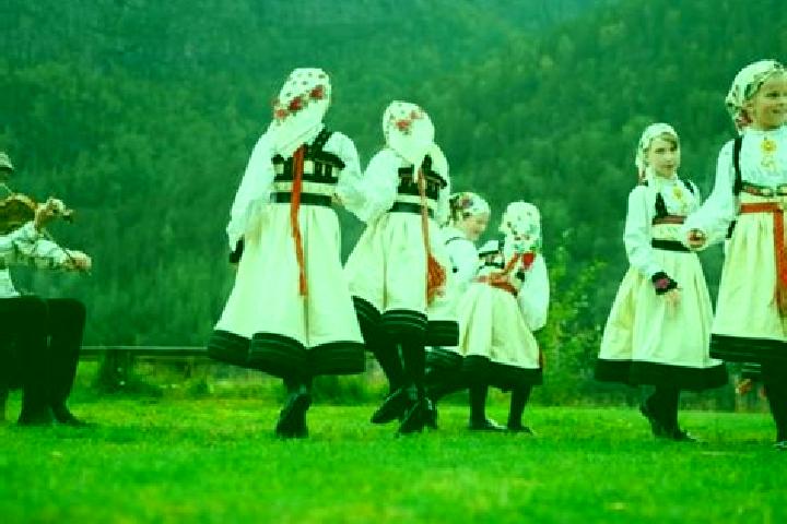 Escorts Ikornnes, Norway — Local Companions