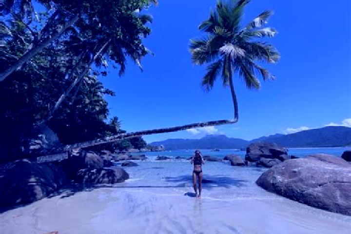 Escorts Ilha Grande, Brazil — Local Companions