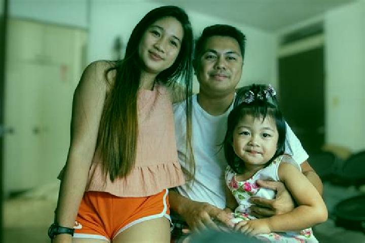 Escorts Imelda, Philippines — Local Companions