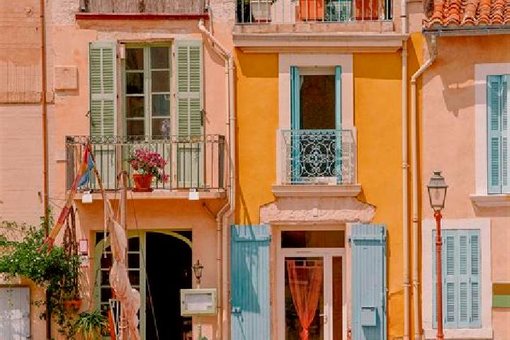 Escorts in France — City Directory — Page 229