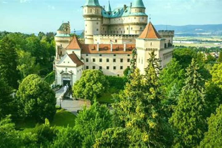 Escorts in Slovakia — City Directory — Page 9