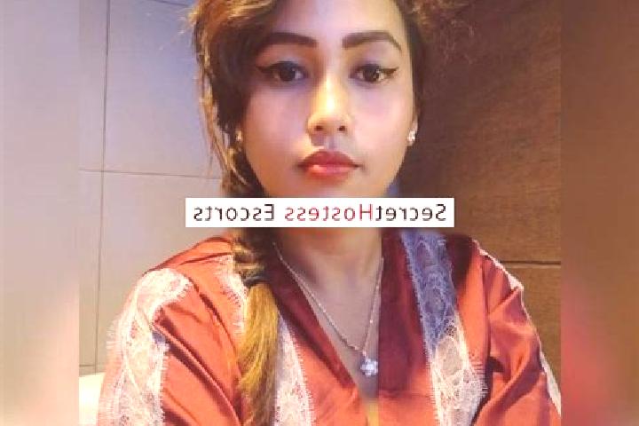 Escorts Ipuh, Indonesia — Local Companions