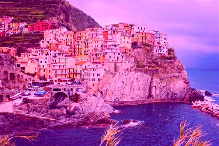 Escorts Itala Marina, Italy — Local Companions