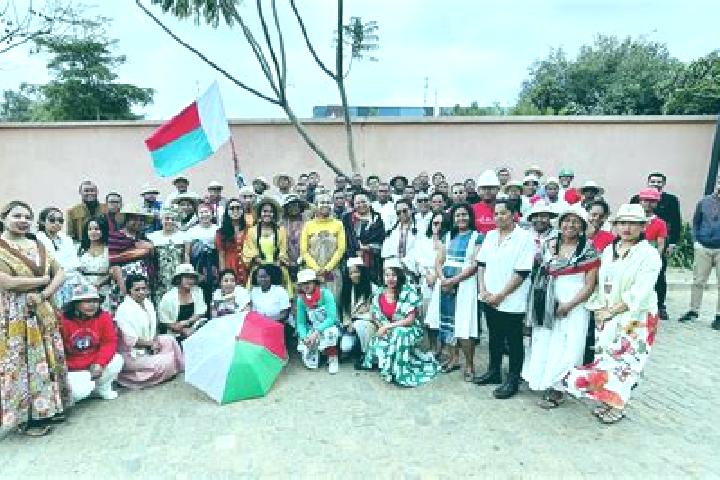 Escorts Ivato, Madagascar — Local Companions