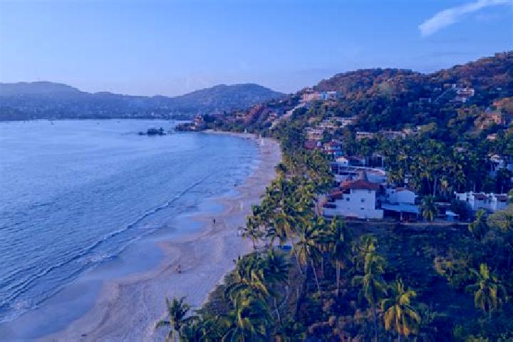 Escorts Ixtapa de la Concepcion, Mexico — Local Companions