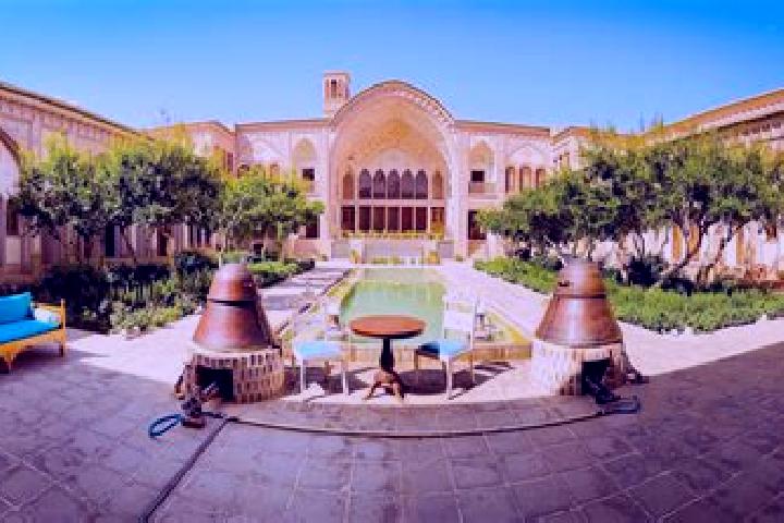 Escorts Jam Khaneh, Iran — Local Companions