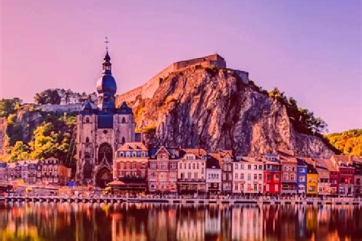 Escorts Jehonville, Belgium — Local Companions