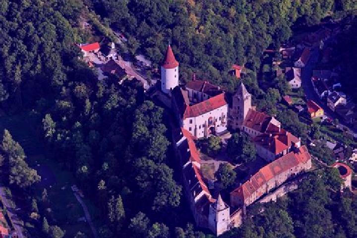 Escorts Jenstejn, Czech Republic — Local Companions