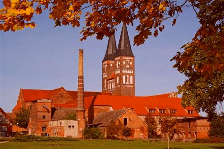 Escorts Jerichow, Germany — Local Companions
