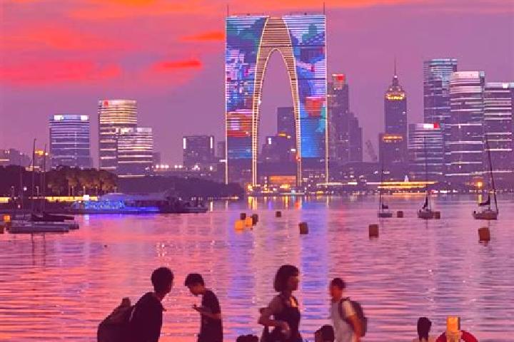 Escorts Jinji, China — Local Companions