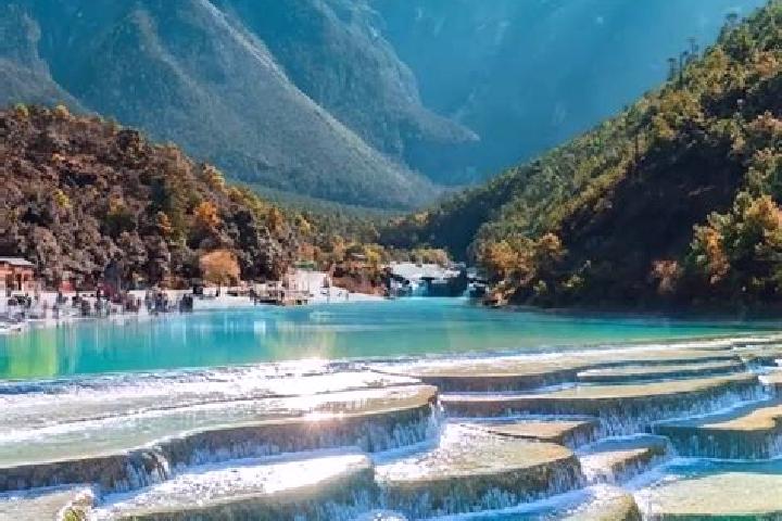 Escorts Juanshui, China — Local Companions