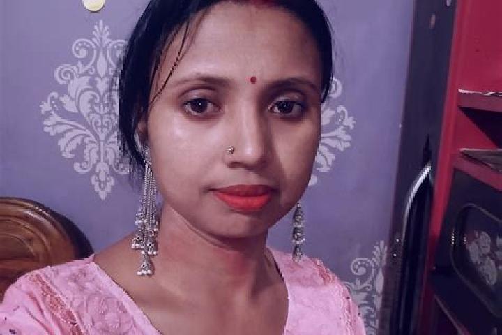 Escorts Kaliyaganj, India — Local Companions