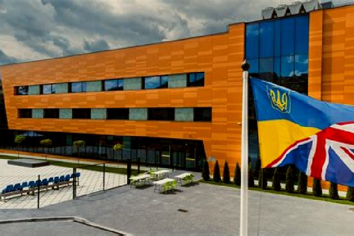 Escorts Kampinos, Poland — Local Companions