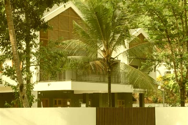 Escorts Kannavam, India — Local Companions