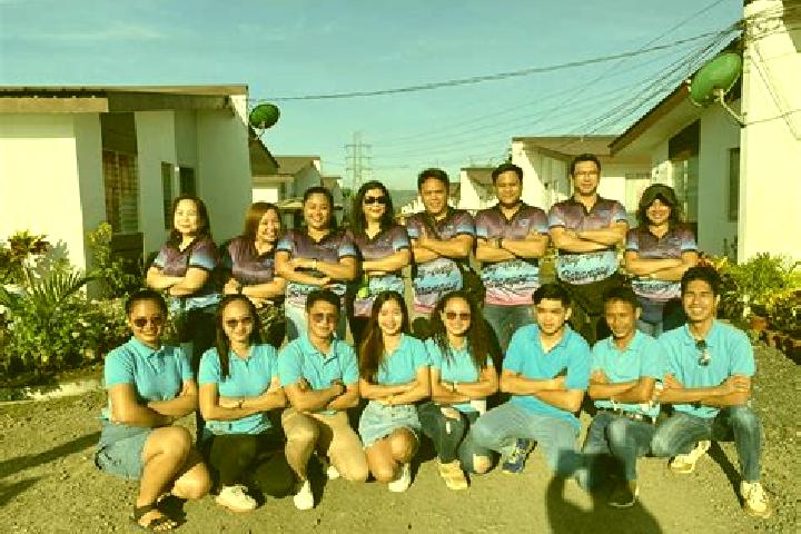 Escorts Kapatagan, Philippines — Local Companions