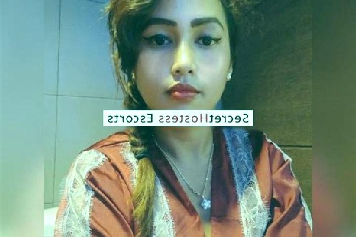 Escorts Karanggintung, Indonesia — Local Companions