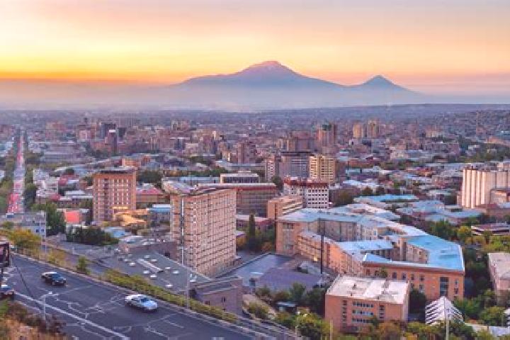 Escorts Karinj, Armenia — Local Companions