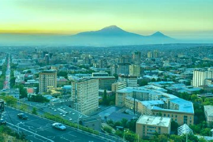 Escorts Katnajur, Armenia — Local Companions