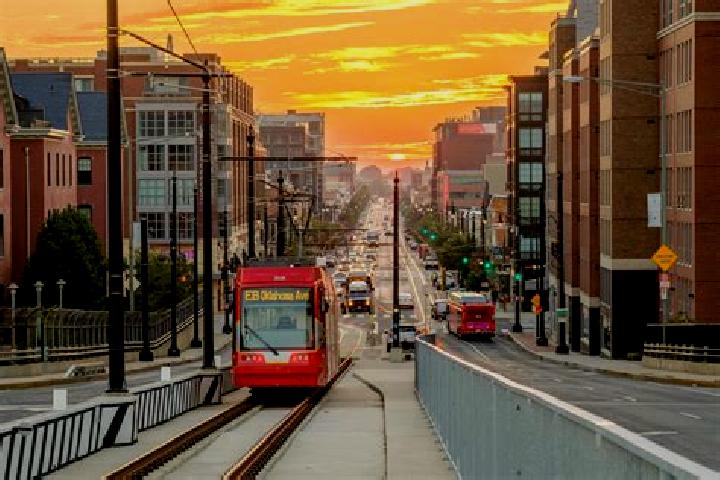 Escorts Kenosha Streetcar, United States — Local Companions