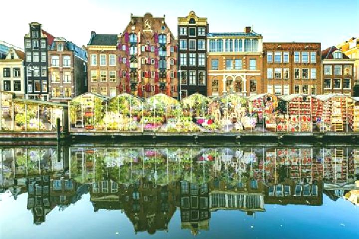 Escorts Kerschoten, Netherlands — Local Companions