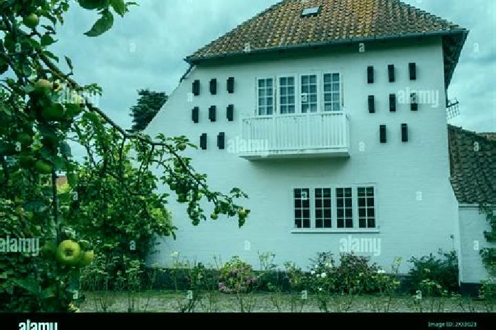 Escorts Kerteminde, Denmark — Local Companions
