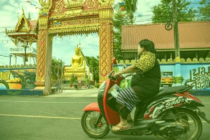 Escorts Khemarat, Thailand — Local Companions