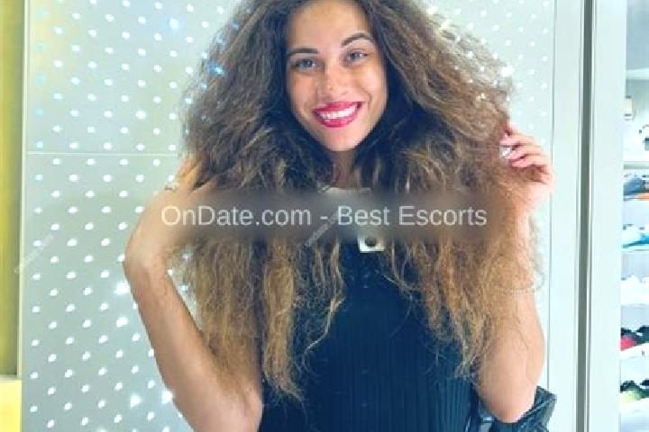 Escorts Khreshchatyk, Ukraine — Local Companions