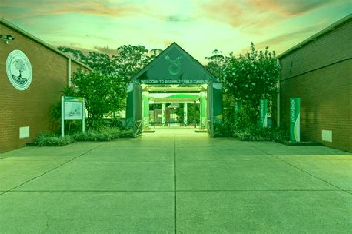Escorts Killarney Vale, Australia — Local Companions
