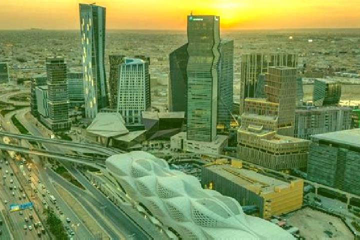 Escorts King Abdullah City, Saudi Arabia — Local Companions