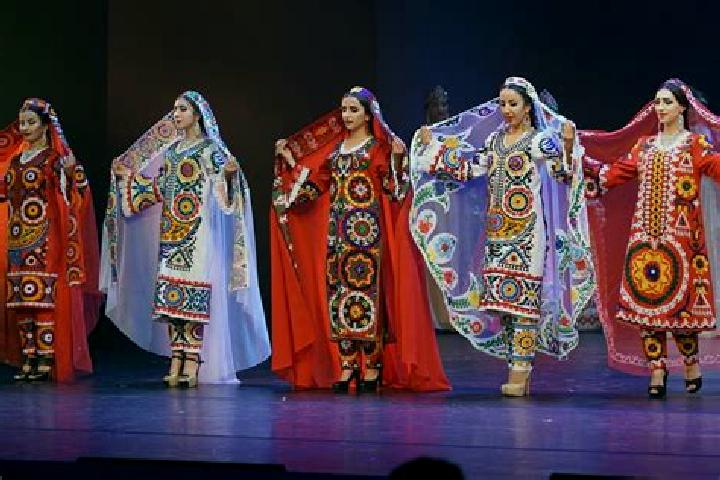 Escorts Kirov, Tajikistan — Local Companions
