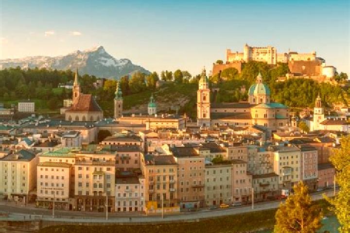 Escorts Klaffenegg, Austria — Local Companions
